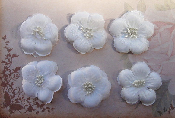 Flor em Cetim e Organza Branco - 06 un