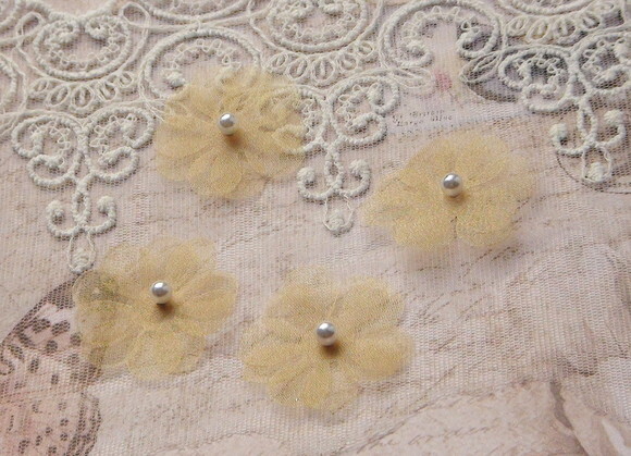 Flor em Organza 3d Dourado - 10 un