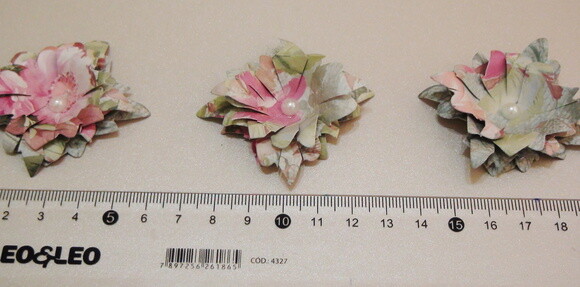 Flor para Scrapbooking - 04 un