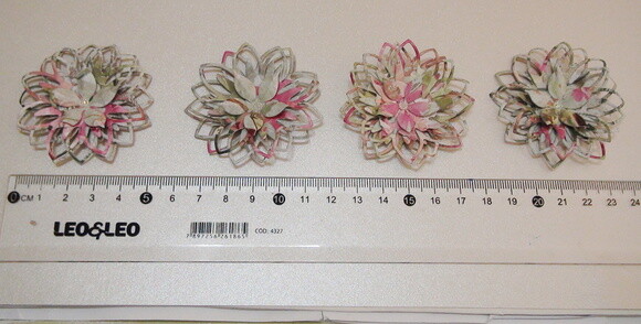 Flor para Scrapbooking - 04 un