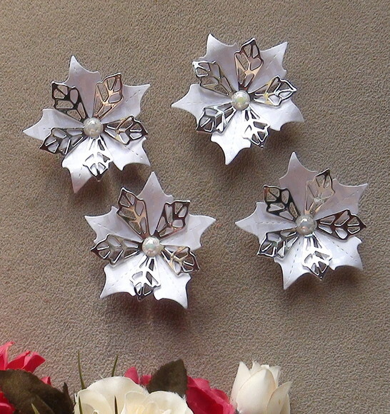 Flor para Scrapbooking - 4 Unidades.
