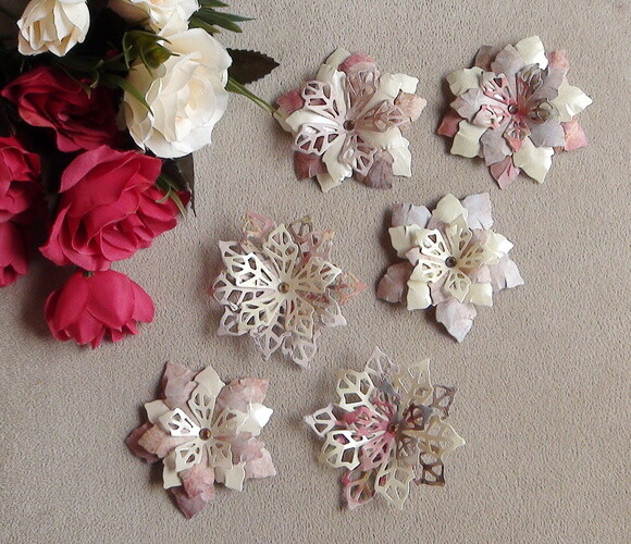 Flor para Scrapbooking - 6 Unidades.