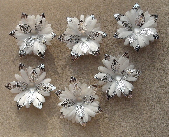 Flor para Scrapbooking - 6 Unidades.
