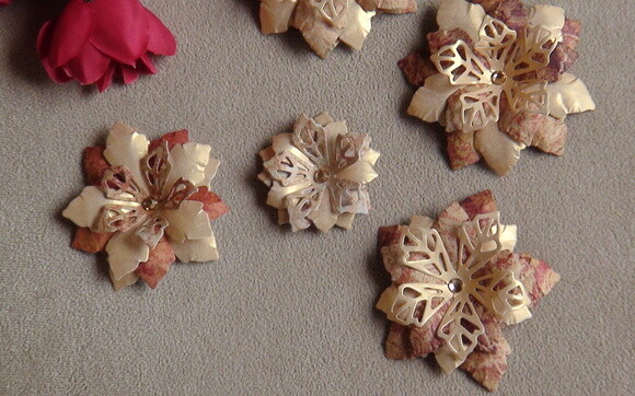 Flor para Scrapbooking - 6 Unidades.