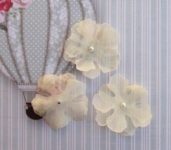 Flores em 3d - Organza - 10 un