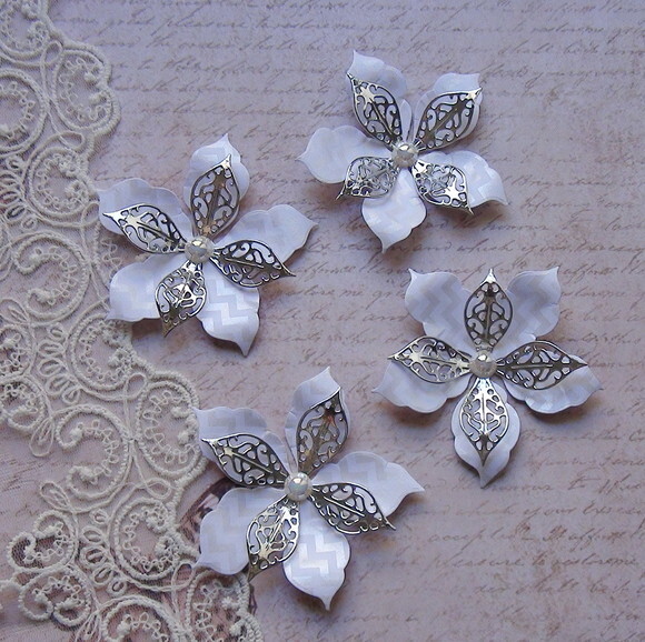 Flores em 3d para Scrapbooking - 4 Unidades.