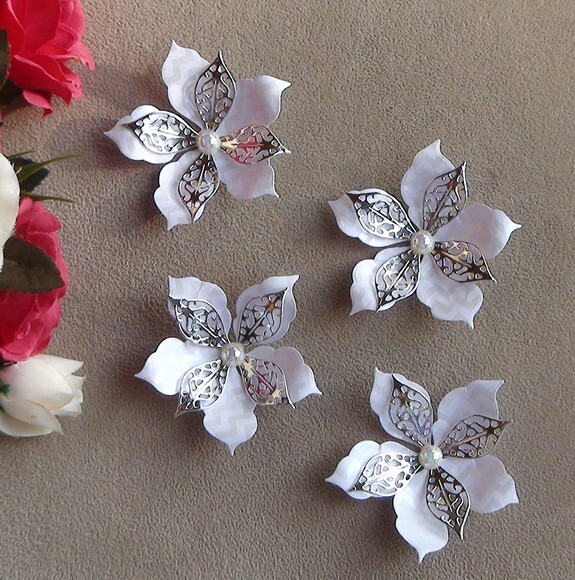 Flores em 3d para Scrapbooking - 4 Unidades.