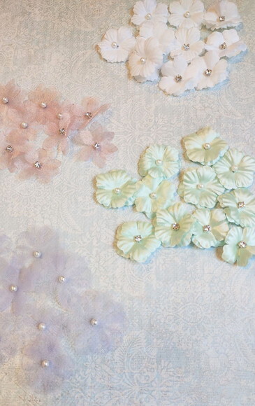 Flores em Cetim e Organza - 60 un