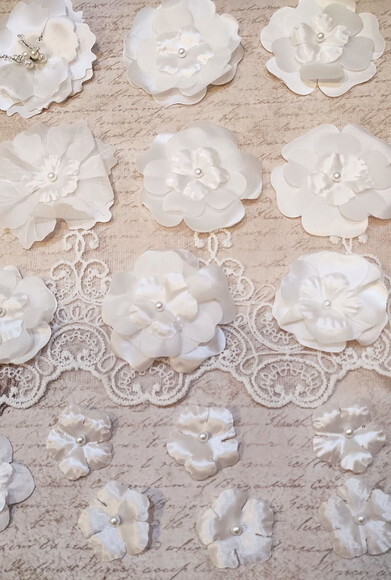 Flores em Cetim e Organza - 21 Flores