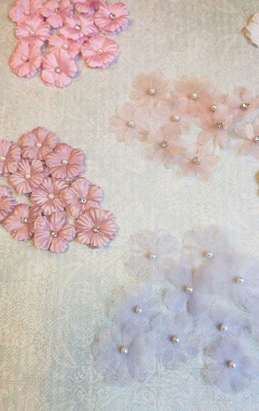 Flores em Cetim e Organza - 60 un