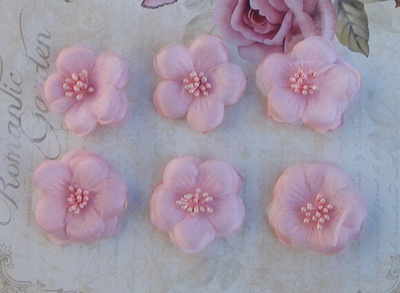 Flores em Cetim e Organza Pessego - 06 un