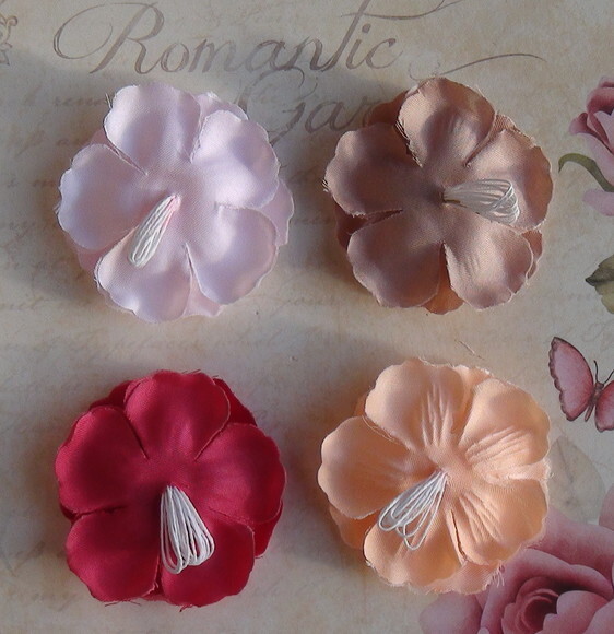 Flores em Cetim e Organza Coloridas - 04 un