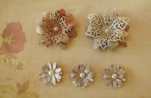 Flores para Scrapbooking - 07 un