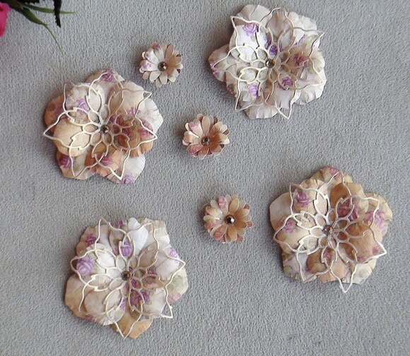Flores para Scrapbooking - 7 Unidades.
