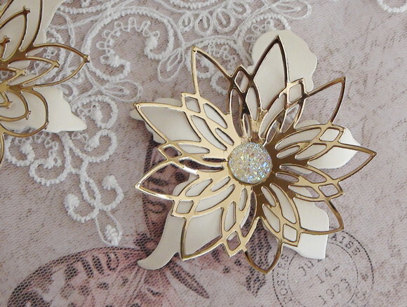 Flores para Scrapbooking 3d - 7 cm -04 Un.