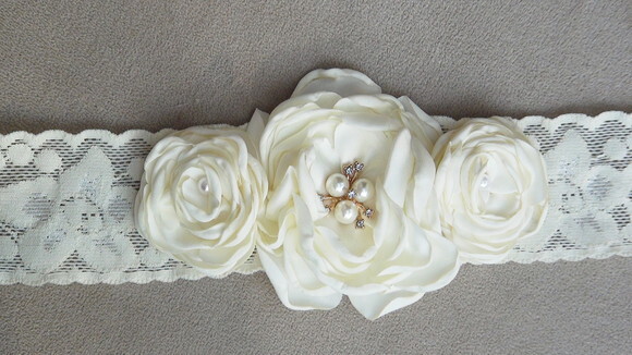 Headband - Arranjo de Flores para Cabelo - Elástico