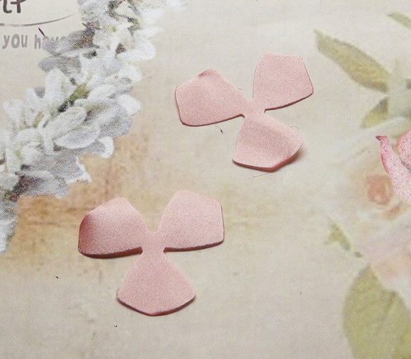 Pétalas de Flor em Cetim - Rose Claro - 30 un