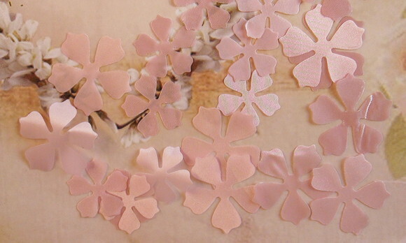 Pétalas de Flores em Cetim - 30 un - Rosa