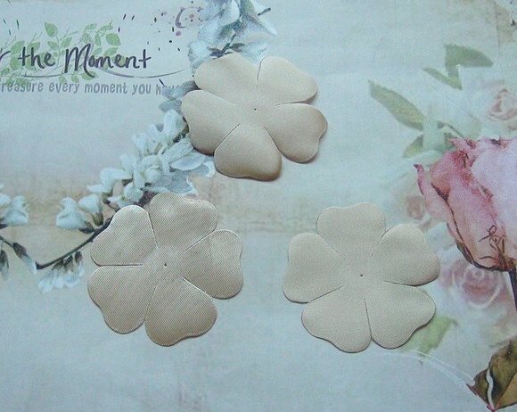 Pétalas de Flores em Cetim e Organza - 6 cm - 30 un