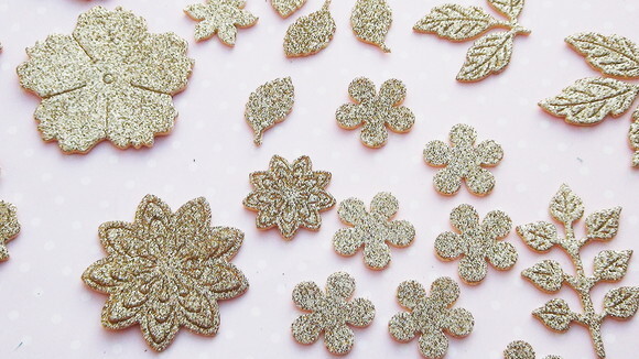 Recortes Flores e Folhas Eva Gliter - 38 un