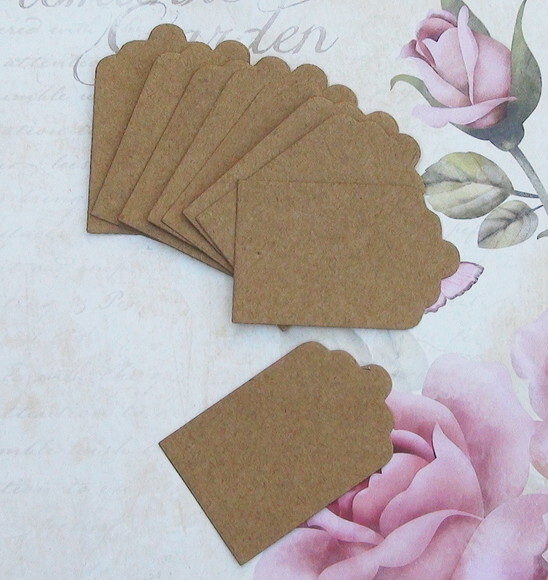Tags em Papel Craft - 10 UN