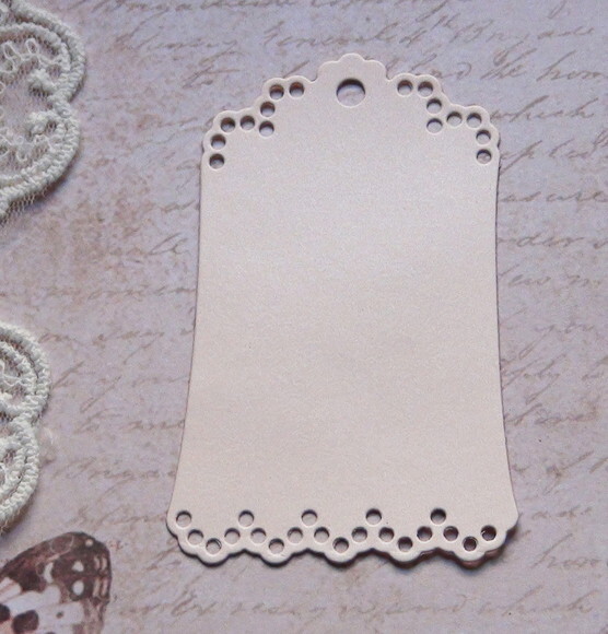 Tags em Papel Metalizado - 8,5 x 5,0 cm -20 un