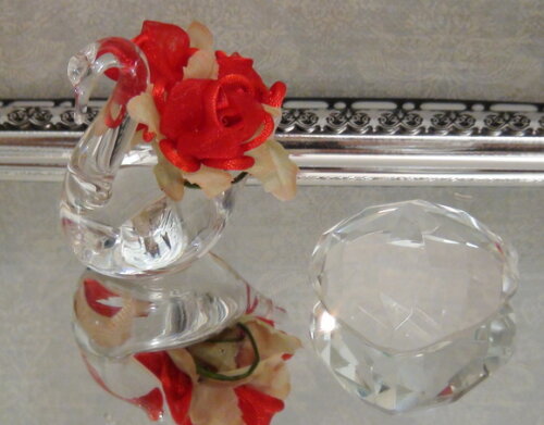 2 Buques Flor em Cetim e Organza Red