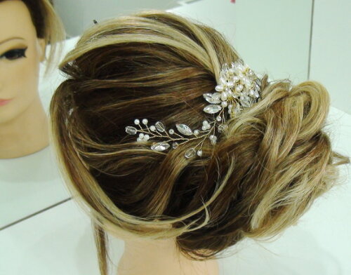 Arranjo para Cabelo de Noivas