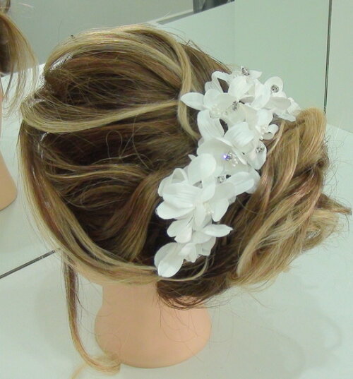 Arranjo para Cabelo de Noivas