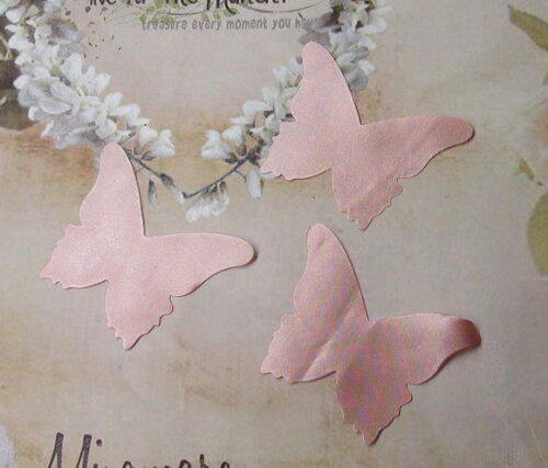 Borboletas em Cetim - Rose Claro - 25 un - 6,5x6,0cm