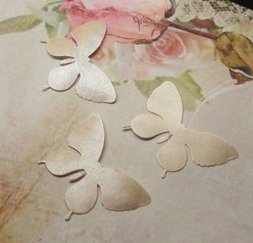 Borboletas En Cetim - 5x4 cm - 50 un - Champagnhe