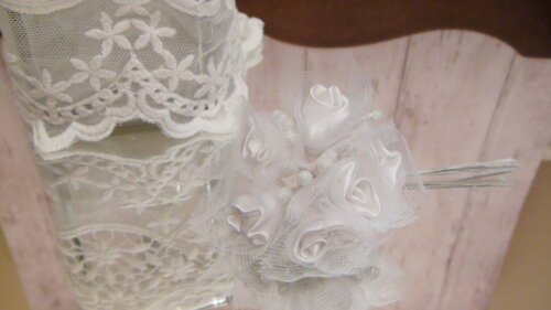Buque em Cetim - Pacote com 18 Flores