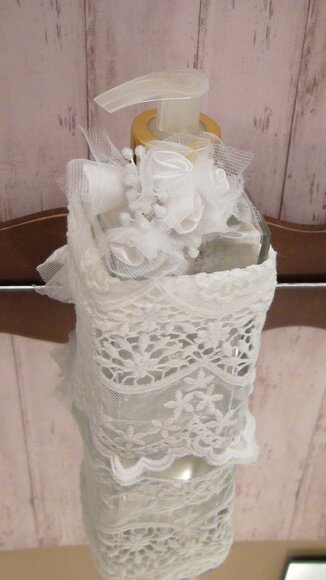 Buque em Cetim - Pacote com 18 Flores