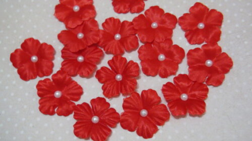 Flor em Cetim - 30 Unidades.