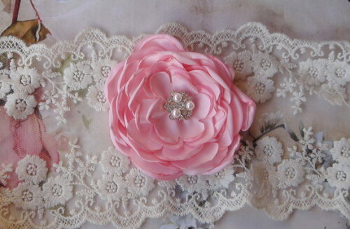 Flor em Cetim 3d - Rosa - 01 un