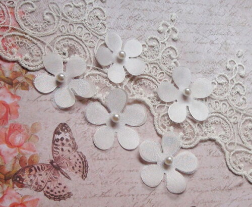 Flor em Cetim e Organza - 10 un