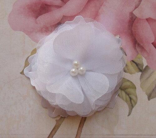 Flor em Cetim e Organza Branca - 10 un