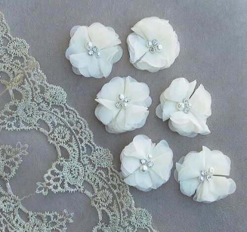 Flor em Chiffon - Marfim - 06 un
