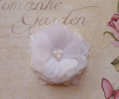 Flor em Organza Branca - 4,0 Cm. - 05 un