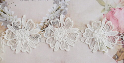 Flor em Renda - Branco - 10un