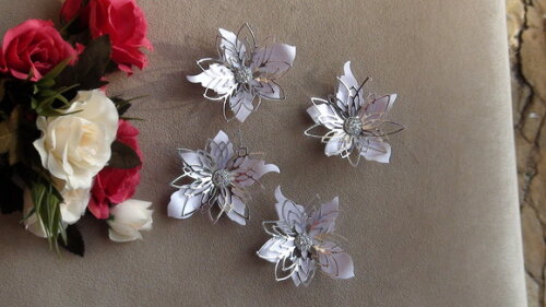Flor para Scrapbooking - 4 Unidades.