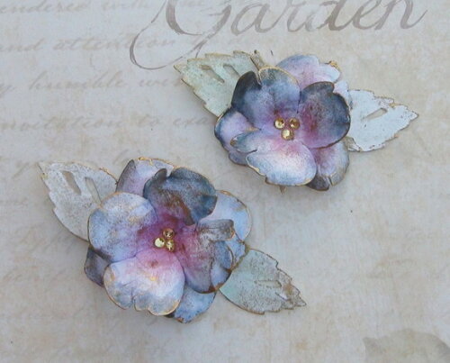 Flores Artesanais em Papel 180 Gr - 03 un