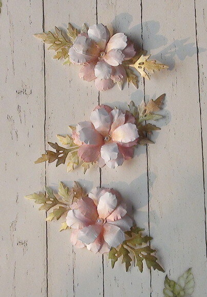 Flores Artesanais em Papel- 03 un