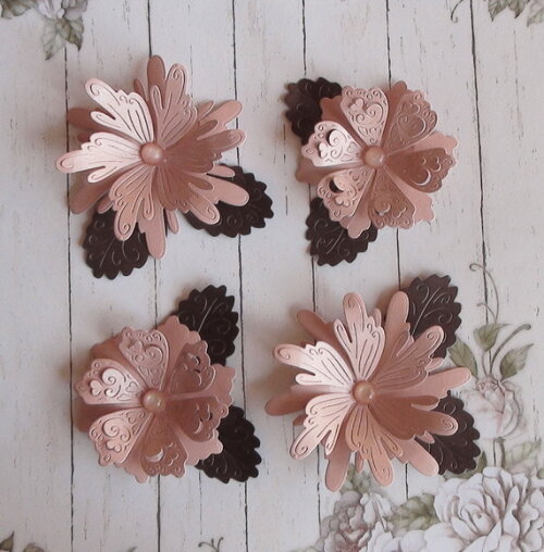 Flores Artesanais em Papel- 04 un