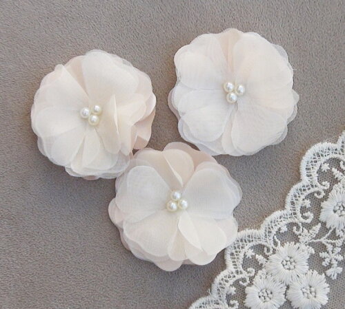 Flores em 3d - 05 un - Marfim