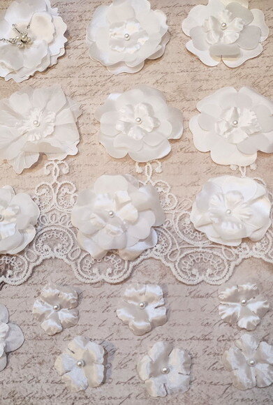 Flores em Cetim e Organza - 21 Flores