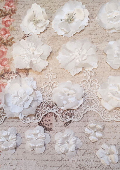 Flores em Cetim e Organza - 21 Flores