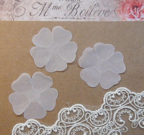 Pétalas Flor Organza Cristal Branca -30 un -6cm.