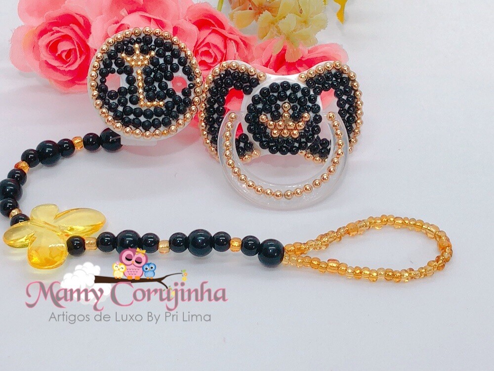 Chupeta Luxo + Prendedor luxo - Preto e dourado