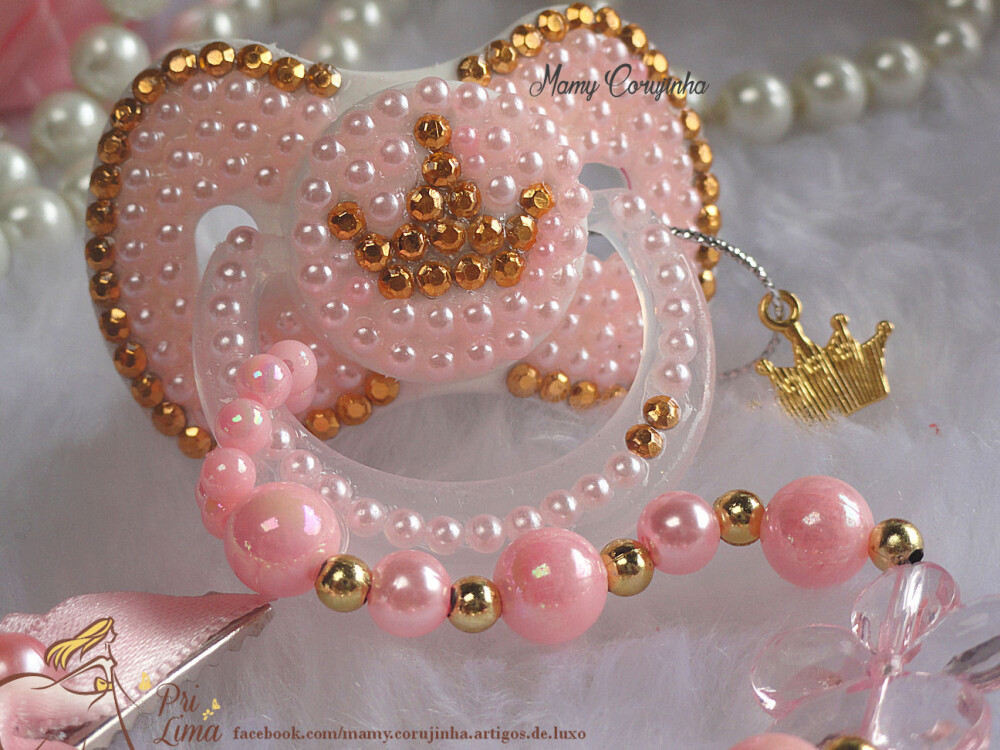Chupeta em pérolas com prendedor simples fixo- rosa princess